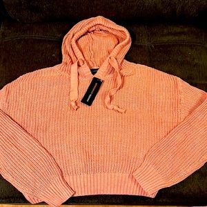 New sweater color light pink size Small